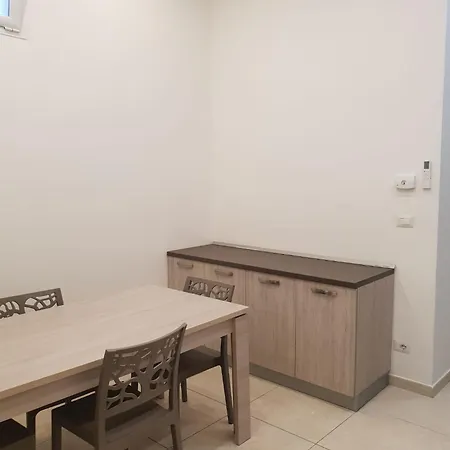 Lucky House Bari